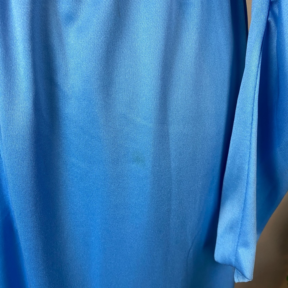Elegant Long Sleeve Maxi Dress in Bright Blue - Picture 10 of 12